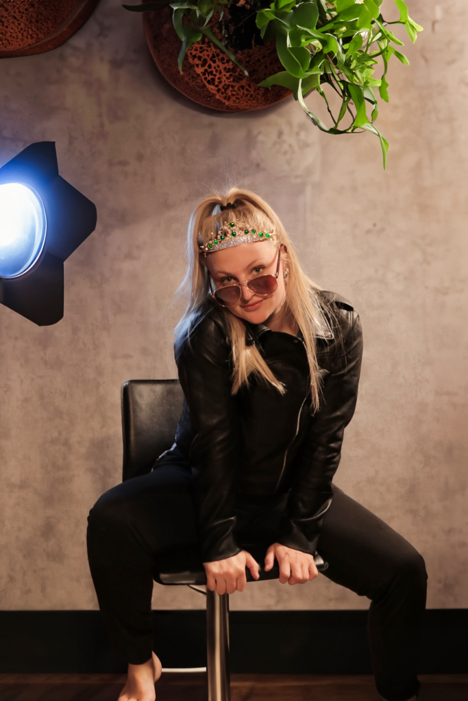 Studio 01