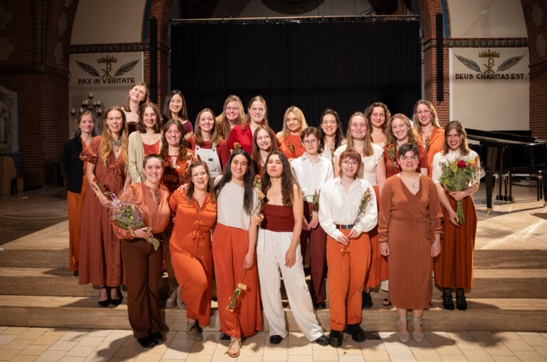 Old & New Loves | Medusa